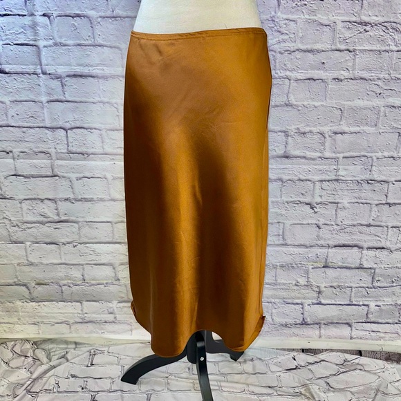 Ro & De Dresses & Skirts - RO & DE Bronze Satin Slip Midi Skirt | Size L Pre-Owned